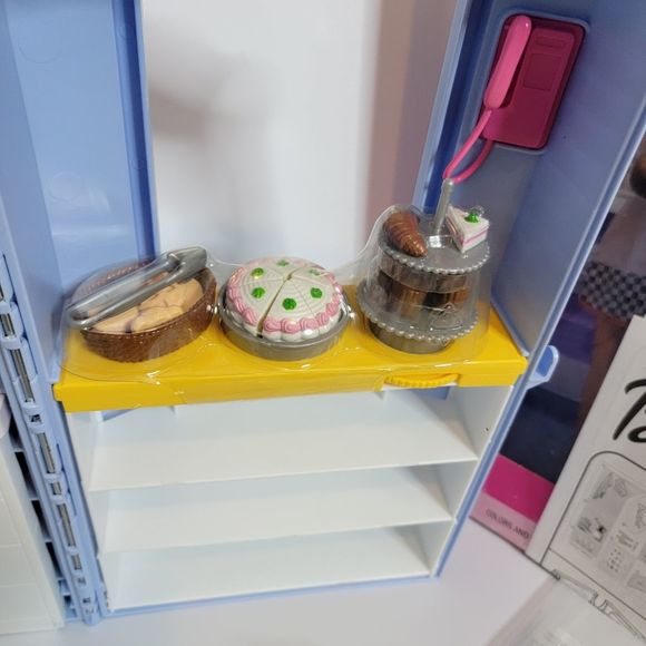 2000 Barbie Bake Shop & Cafe Set Not Complete - Picture 10 of 12
